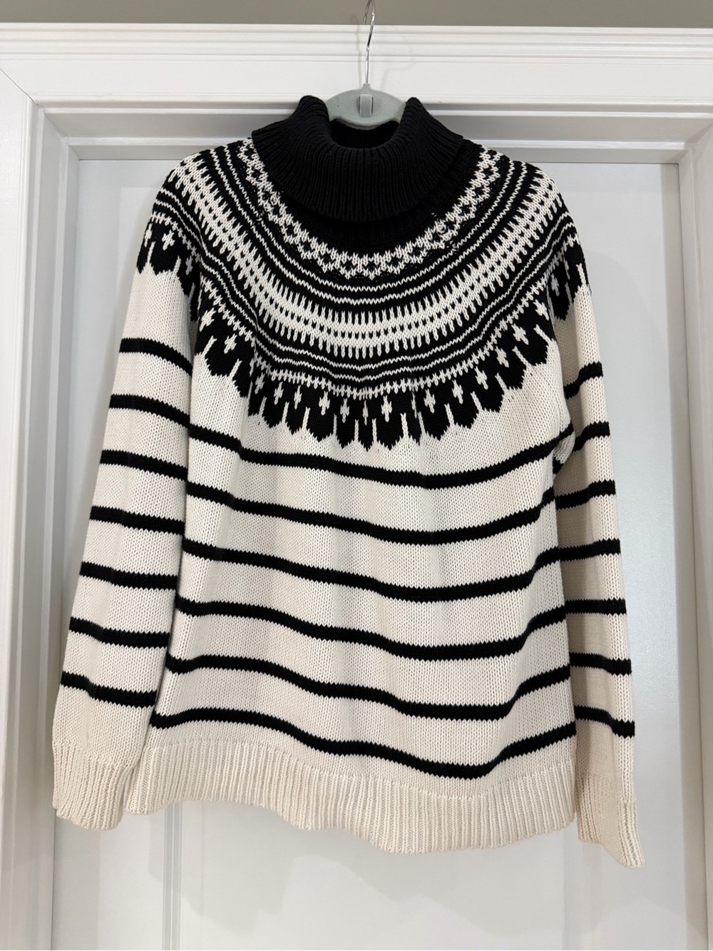 Ralph Lauren Black and Cream Striped Turtleneck Sweater size XL